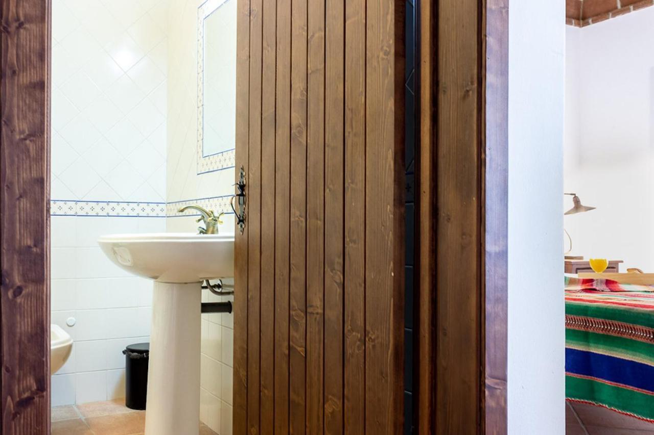 Monte Do Colmeal - Country House & Wine Guest House Mourao Bagian luar foto