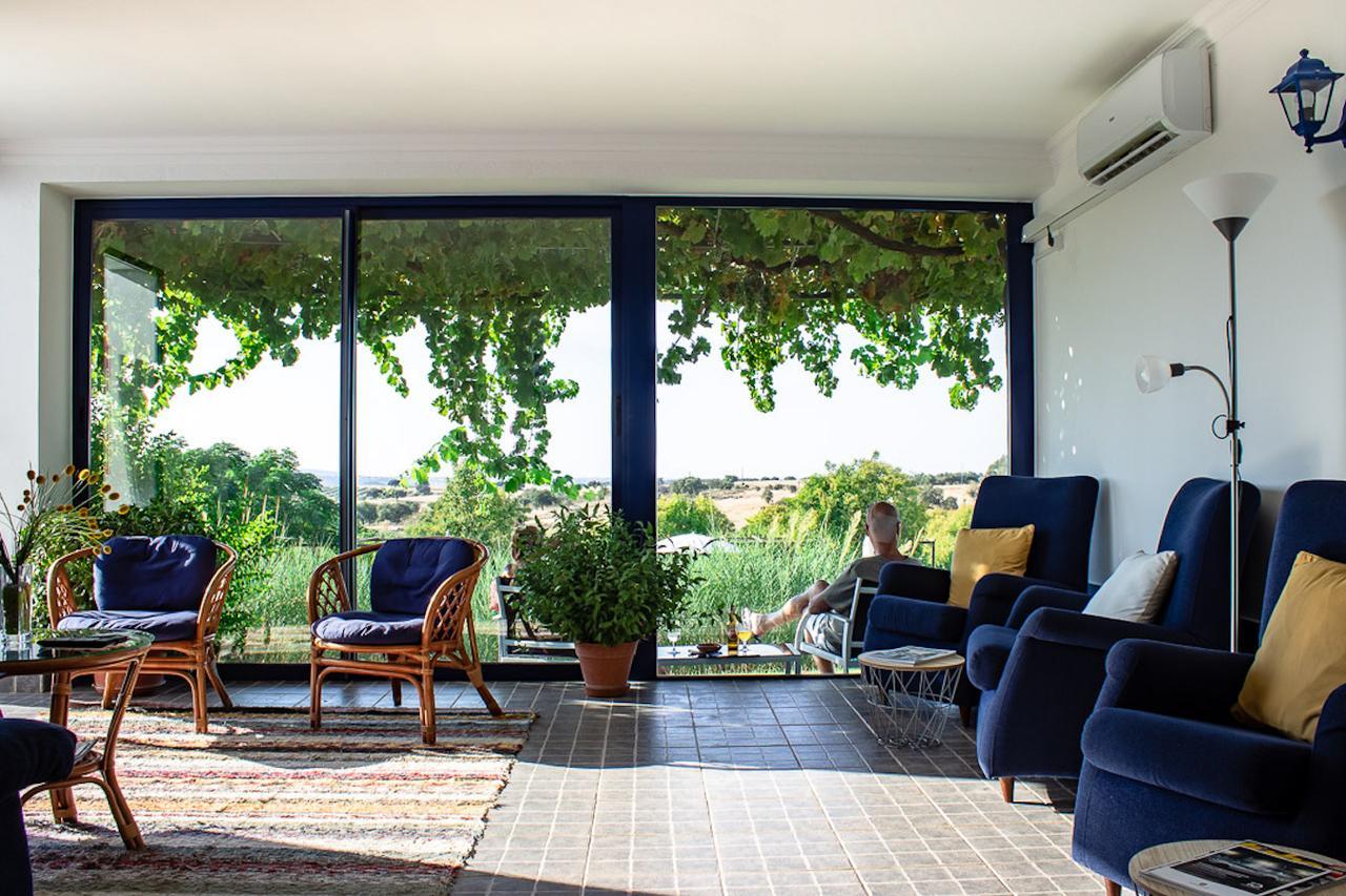 Monte Do Colmeal - Country House & Wine Guest House Mourao Bagian luar foto