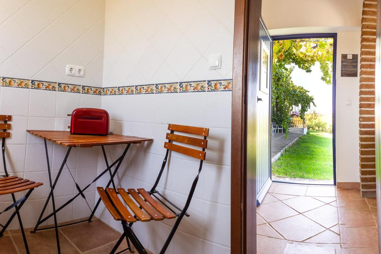 Monte Do Colmeal - Country House & Wine Guest House Mourao Bagian luar foto
